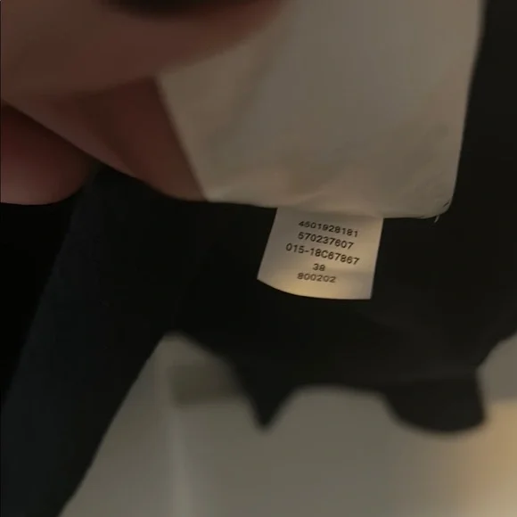 Chico’s Black Crew Neck Long Sleeve Sweater. - Picture 5 of 5